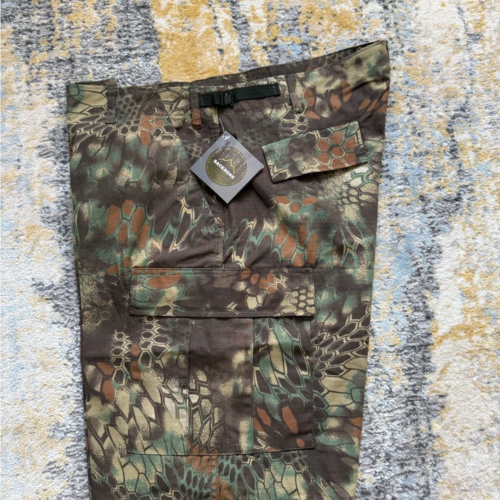 Men’s Trio of NEW Shorts - 3 patterns - Picture 7 of 14